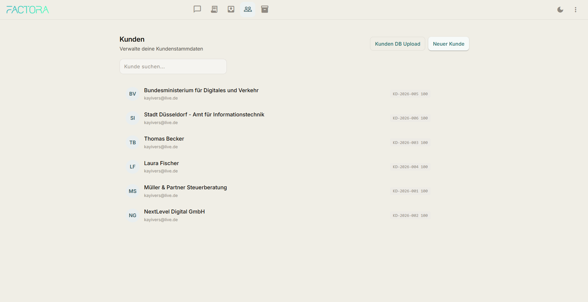 Kundenverwaltung — Kontaktdaten, Steuernummern und verknüpfte Rechnungen